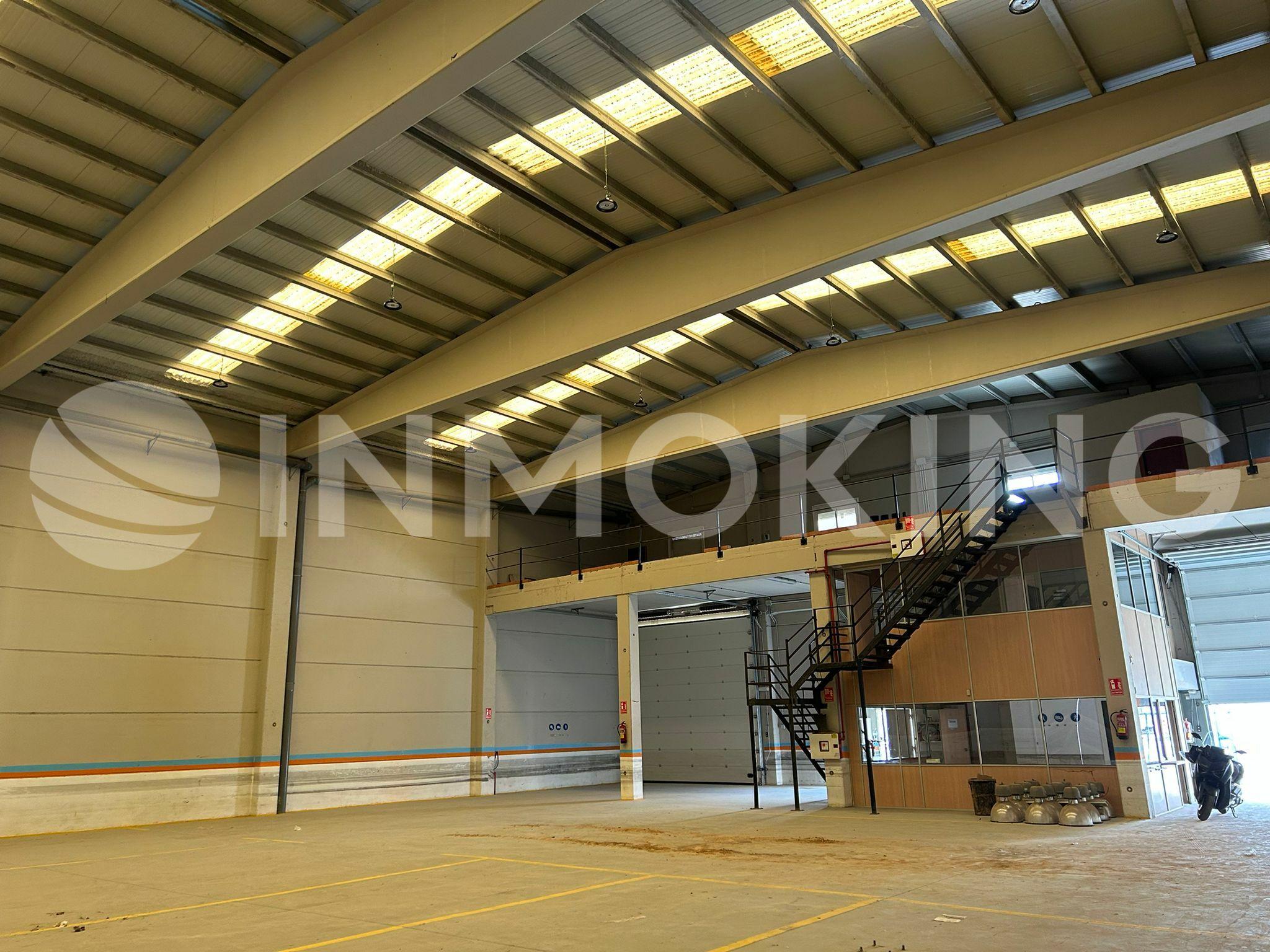 Foto de la propiedad Nave industrial/comercial en alquiler Massanassa
